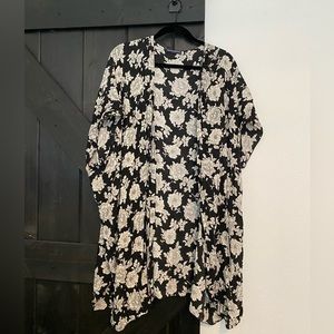 Brandy Melville Kimono